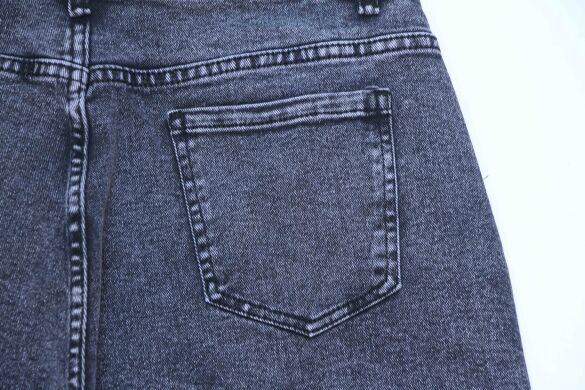 Купить  оптом в интернет магазин jeansoptom.com