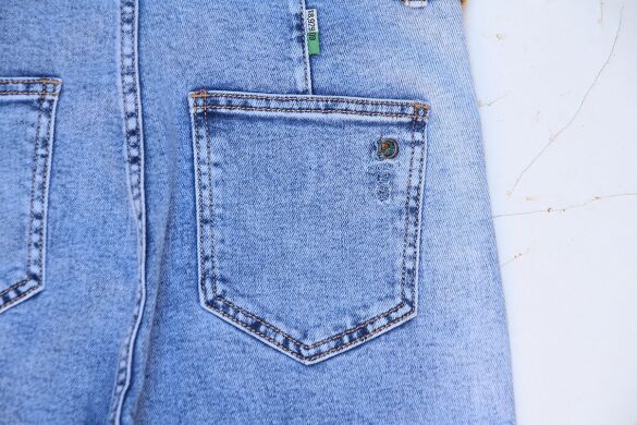 Купить  оптом в интернет магазин jeansoptom.com