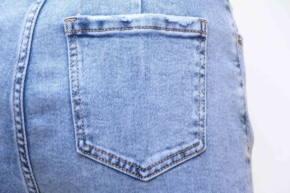 Купить Женские Джинсы MOM LDM 0063 (25/30 -6 ед.) оптом в интернет магазин jeansoptom.com