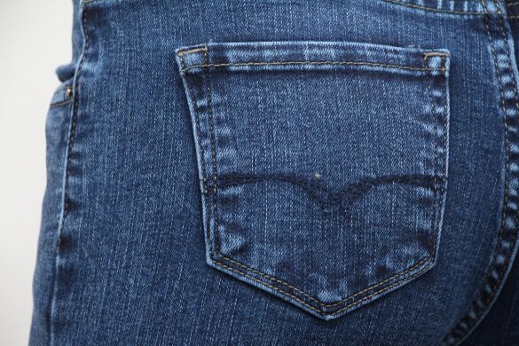 Купить  оптом в интернет магазин jeansoptom.com