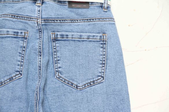 Купить  оптом в интернет магазин jeansoptom.com