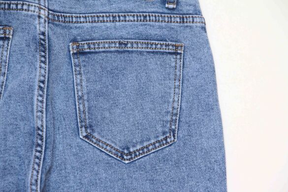 Купить  оптом в интернет магазин jeansoptom.com