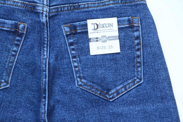 Купить Женские Джинсы Трубы DERUN DR8199 (25/30 -6 ед.) оптом в интернет магазин jeansoptom.com