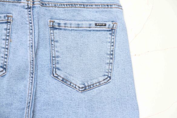 Купить  оптом в интернет магазин jeansoptom.com