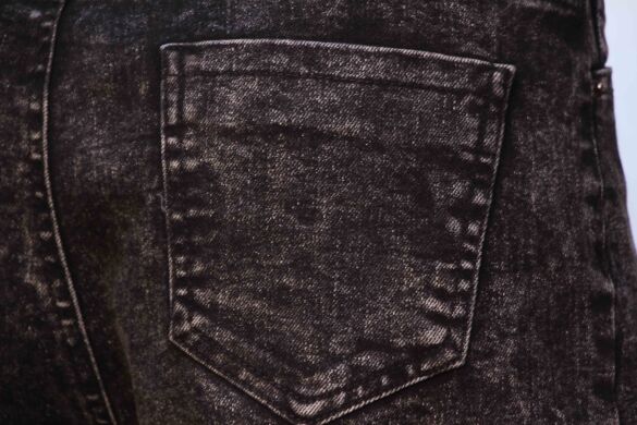 Купить Женские Джинсы FOREST M601 (25/30 -6 ед.) оптом в интернет магазин jeansoptom.com