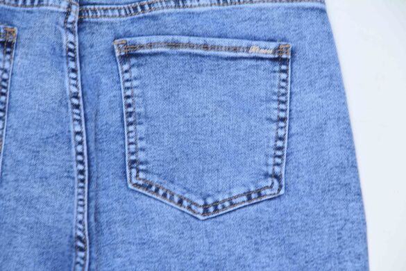 Купить  оптом в интернет магазин jeansoptom.com