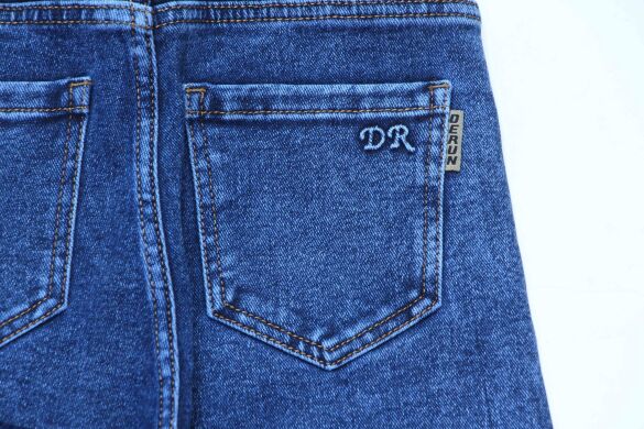 Купить Женские Джинсы Трубы DERUN DR8169 (25/30 -6 ед.) оптом в интернет магазин jeansoptom.com