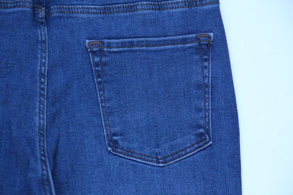 Купить  оптом в интернет магазин jeansoptom.com